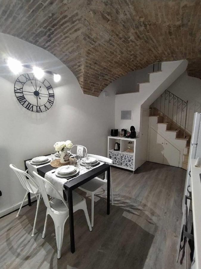 Casa In Centro Storico Vista Gran Sasso Apartamento Atri Exterior foto